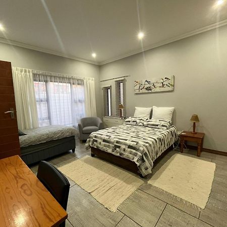 Douwe Cottages Преторія Екстер'єр фото